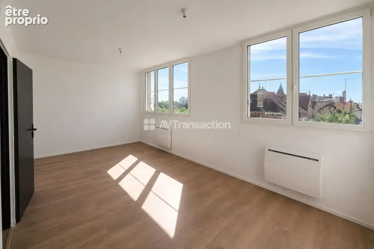 Appartement 4 pièces 117 m² à vendre à Troyes (10000) - photo 2