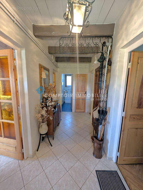 Dépt. 07 -  A VENDRE à COUCOURON - Maison de 131 m2 avec garage et jardin - Parcelle de 670 m2 - photo 10
