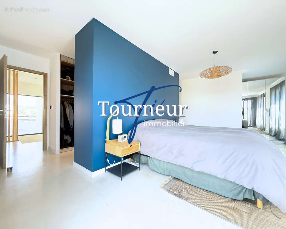 Maison à SIX-FOURS-LES-PLAGES