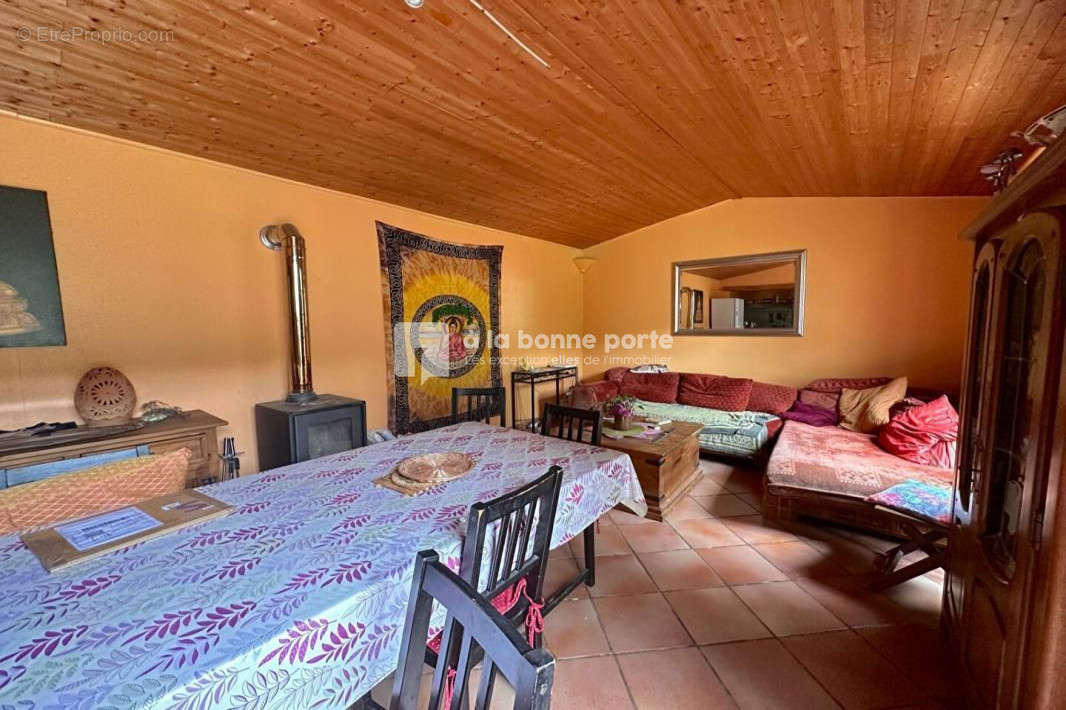 Maison à SOUGRAIGNE