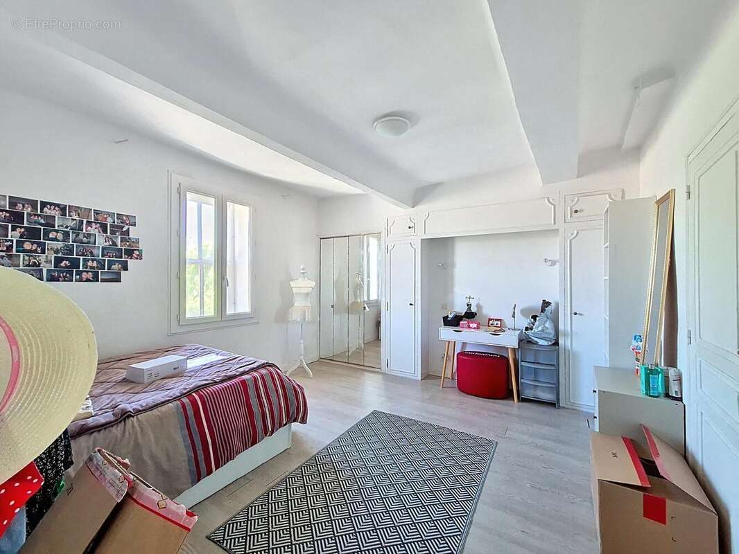 Photo 8 - Maison à LE LUC