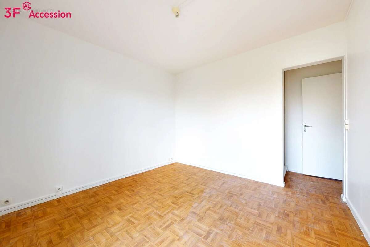 Appartement à MAGNY-LES-HAMEAUX