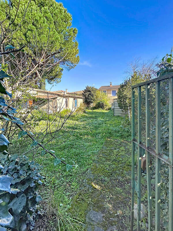 Maison à SORGUES