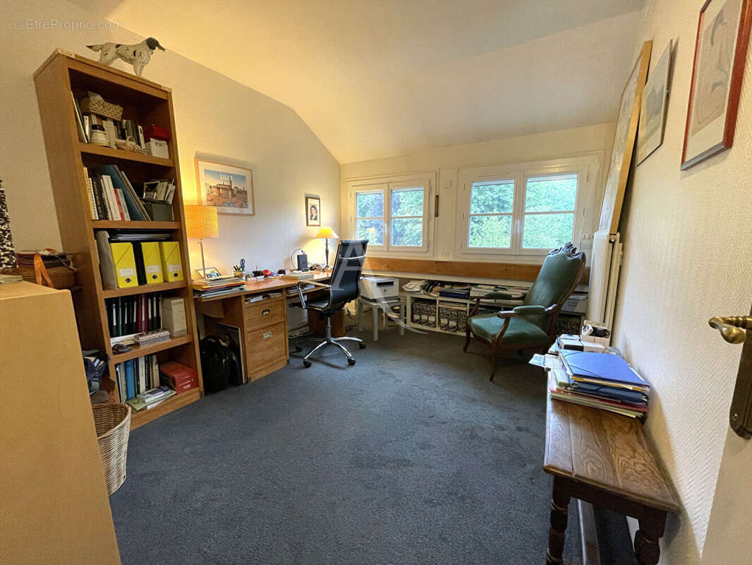 Maison à OZOIR-LA-FERRIERE