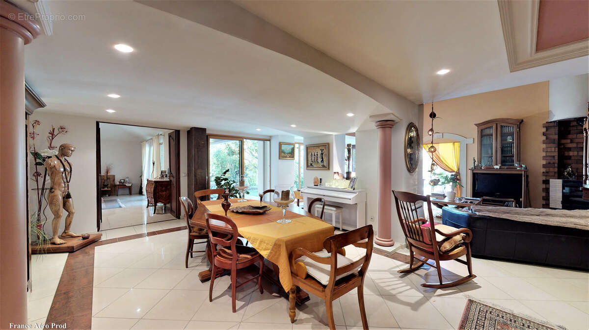 Maison à SANARY-SUR-MER