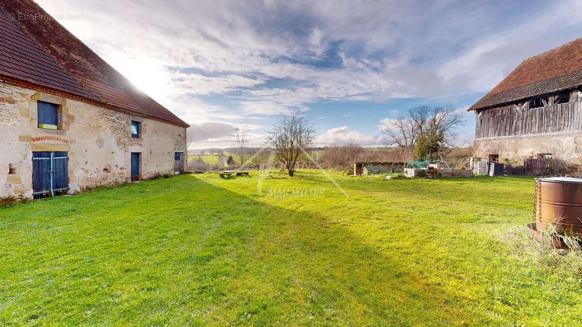 Maison à BOURBON-L'ARCHAMBAULT