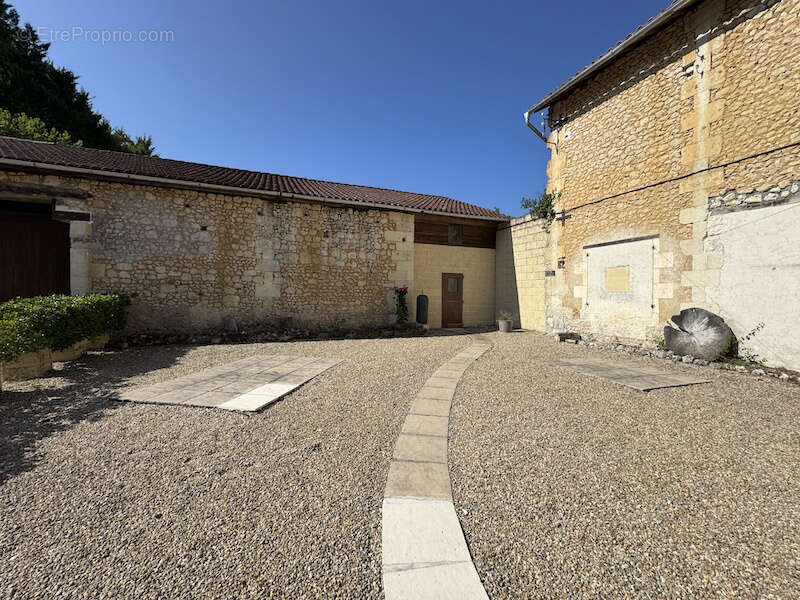 Belle maison en pierre - photo 9