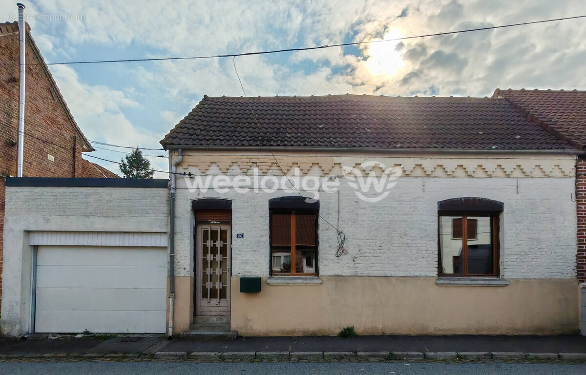 Maison à CAUCHY-A-LA-TOUR