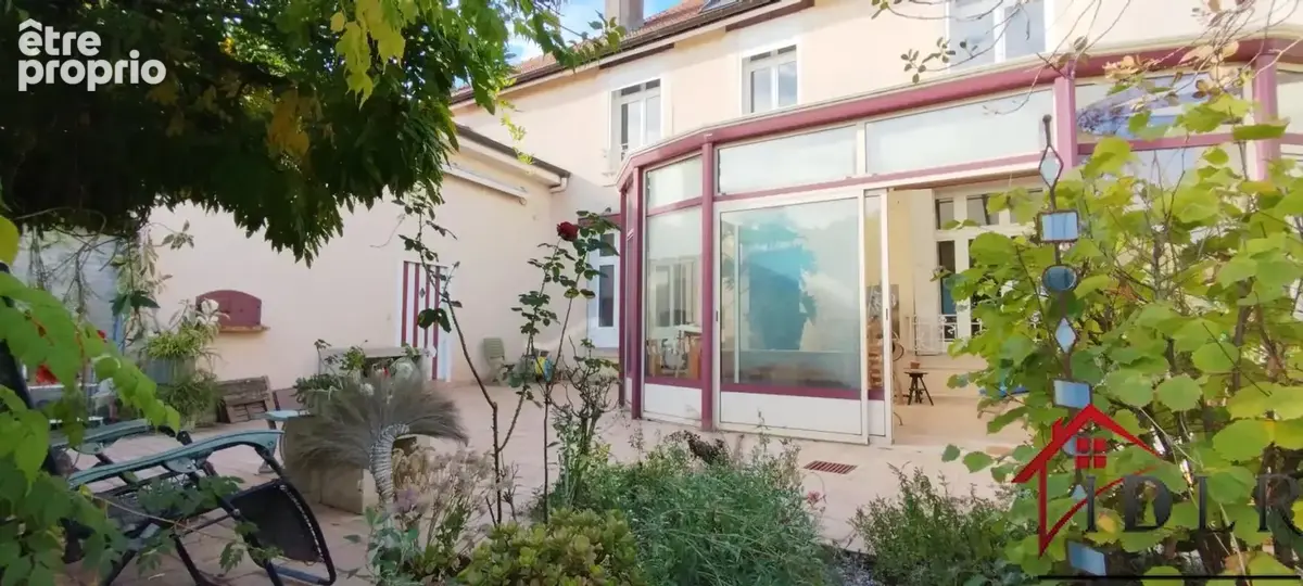 Maison d'artiste, dix pièces, 330 mètres carrés - photo 21