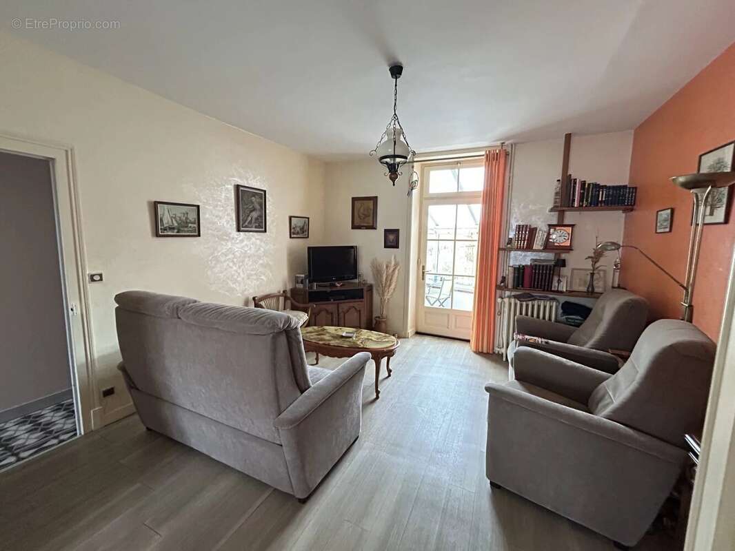 maison de ville avec grande dépendance - photo 5