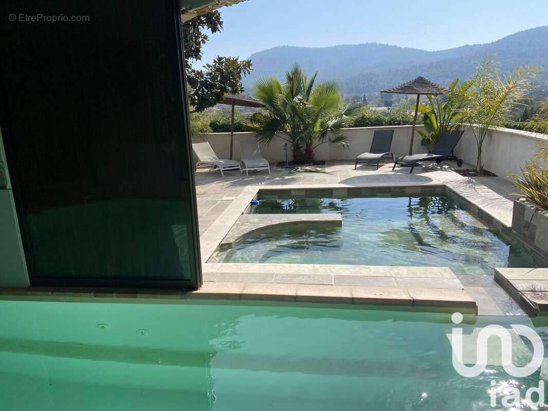 Photo 2 - Maison à HYERES