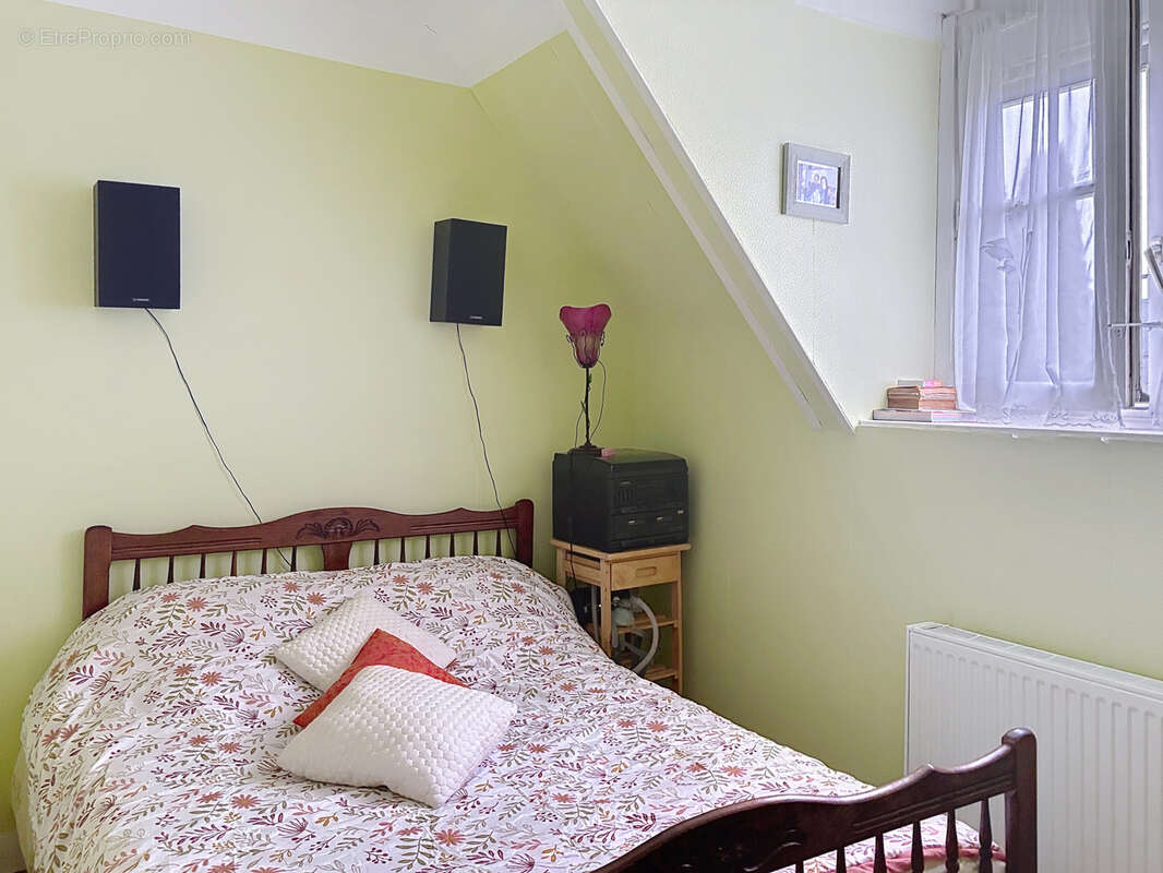 Maison à SAINT-CLEMENT-RANCOUDRAY