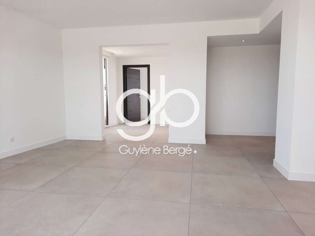 Appartement à CASTRIES