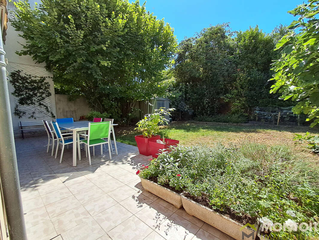 Maison 7 pieces - 160m2 - 5 chambres - garage double - jardin - proche toutes commodites - photo 3