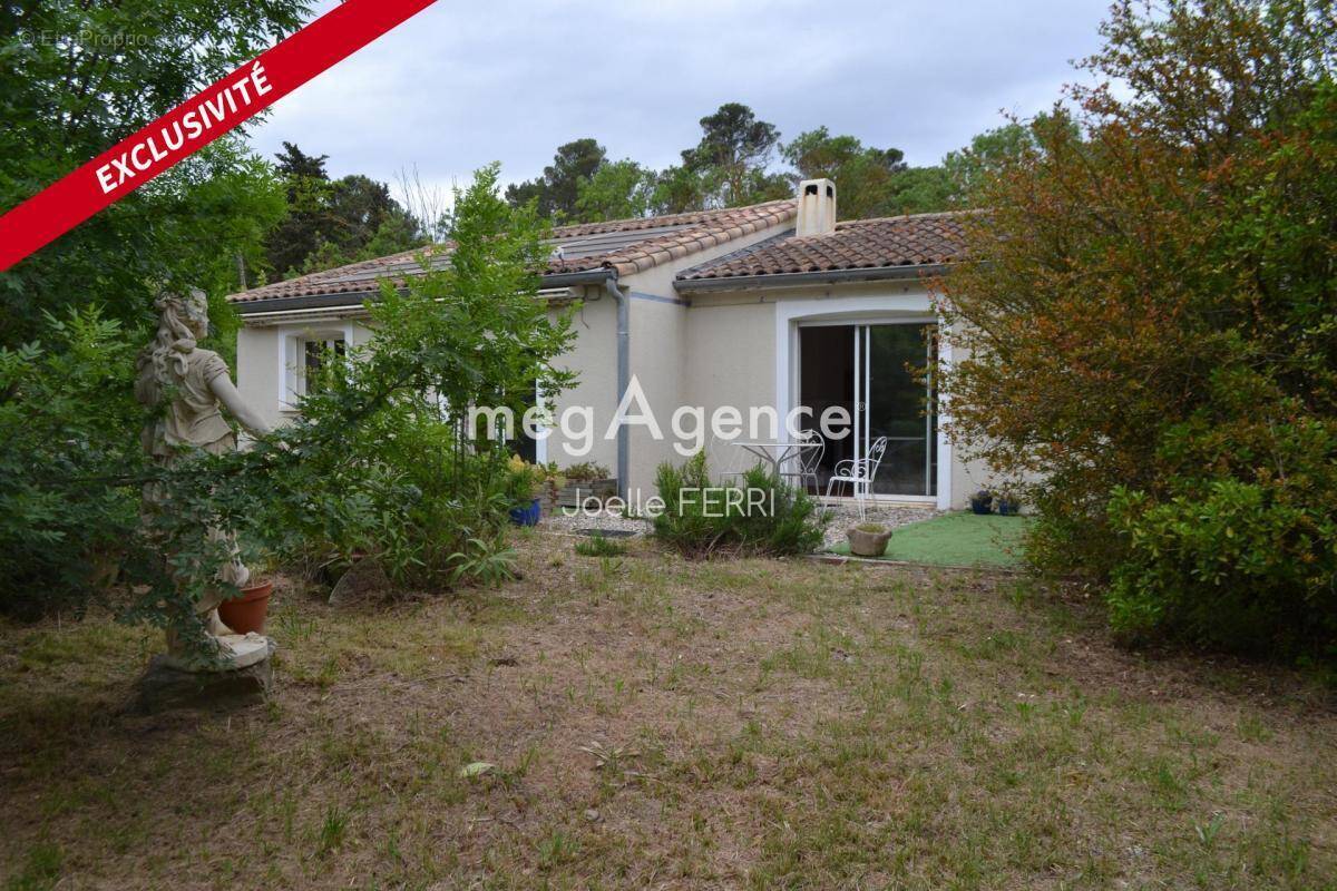 Maison à VILLEMOUSTAUSSOU