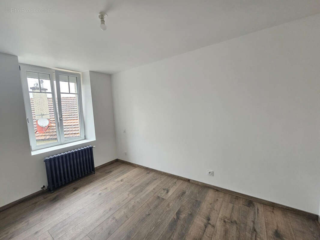 5 - Appartement à REMIREMONT