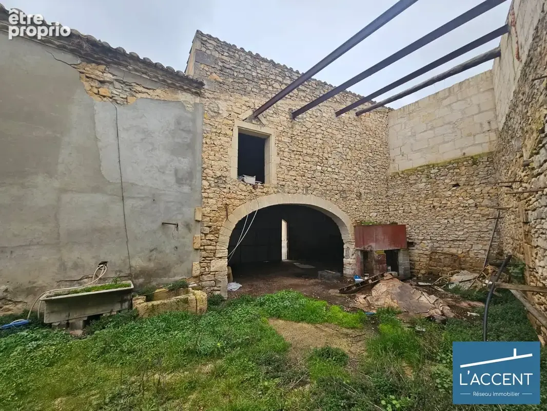 Maison 5 pièces 439 m² à vendre à Jonquieres-Saint-Vincent (30300) - photo 6