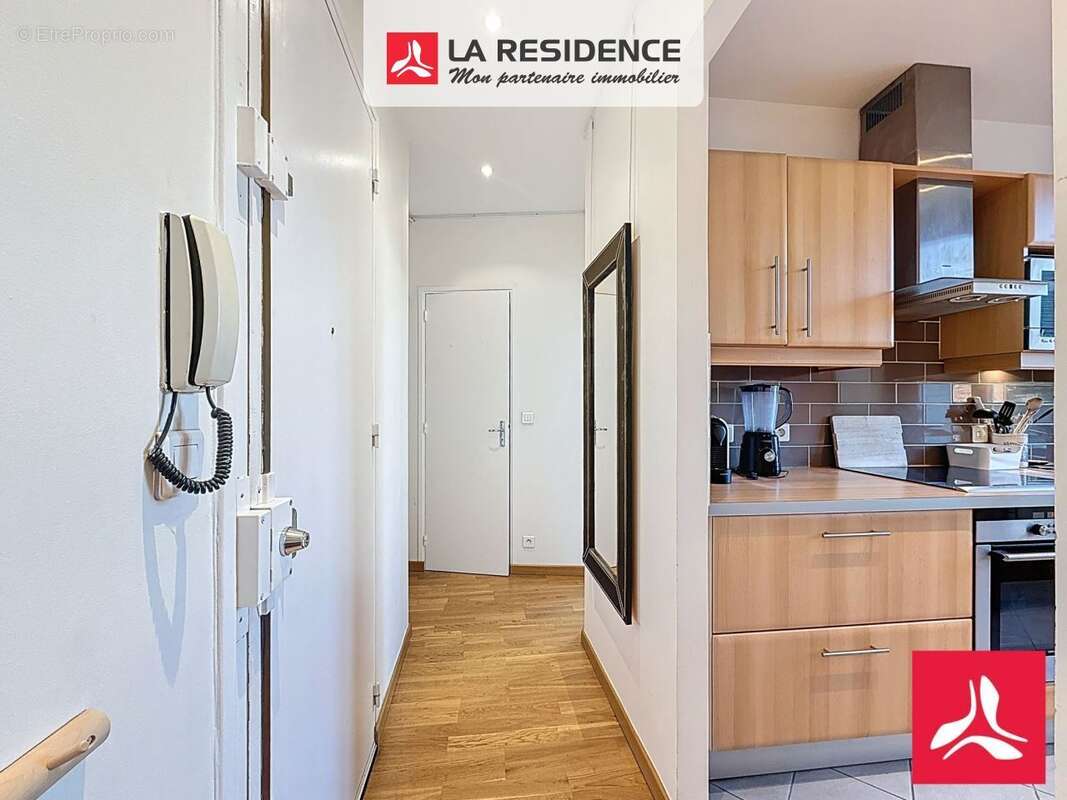 Appartement à PARIS-17E