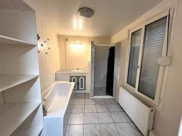 Appartement à CHAUMONT-PORCIEN