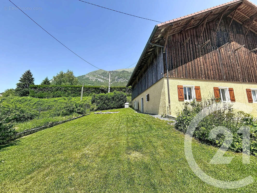 Maison à MIEUSSY