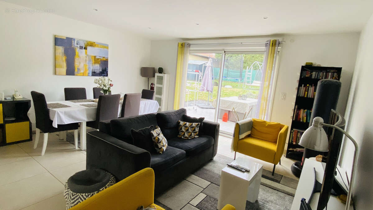 Appartement à BRINDAS