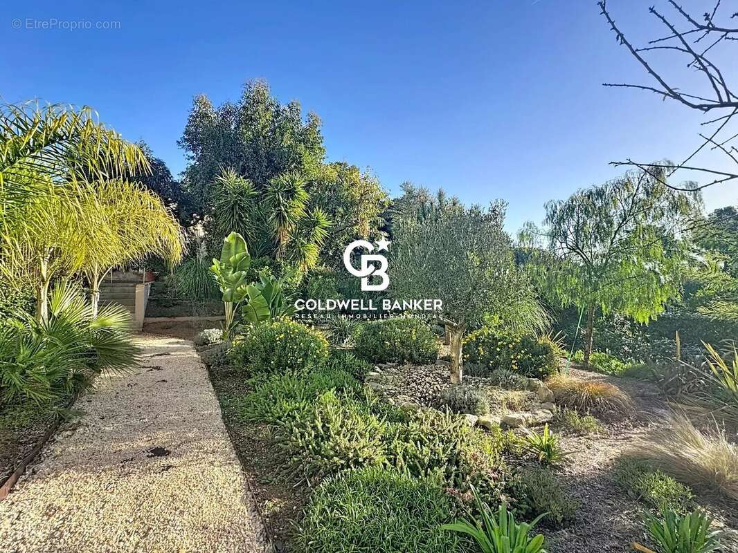 Maison à SAINT-RAPHAEL