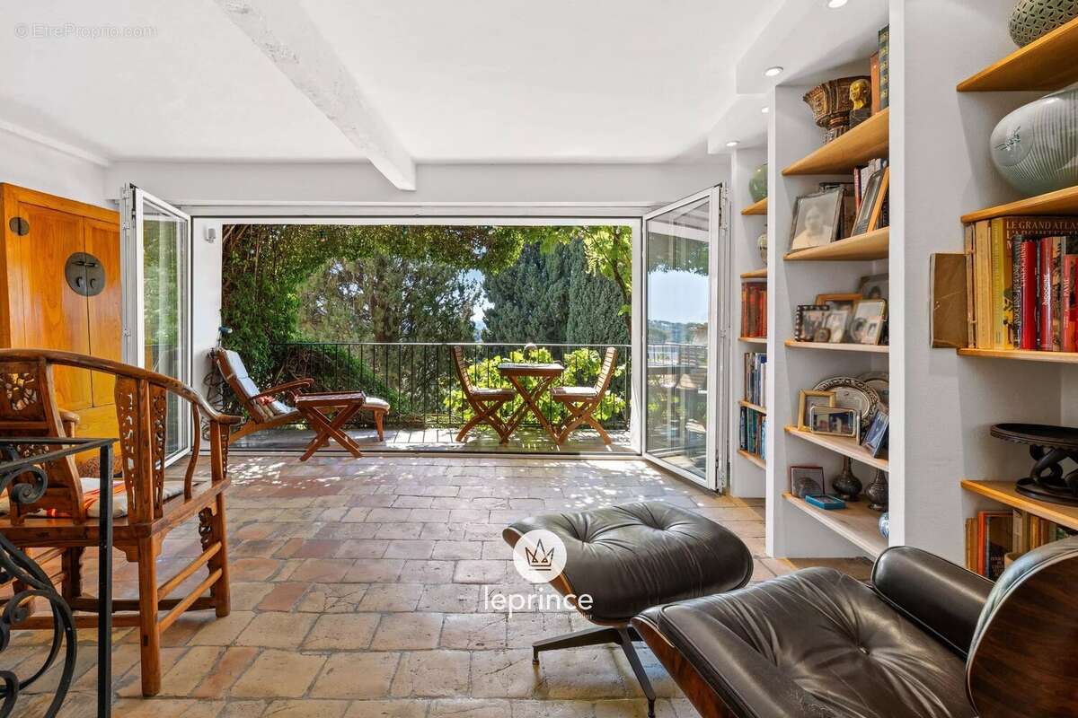 Appartement à CAGNES-SUR-MER