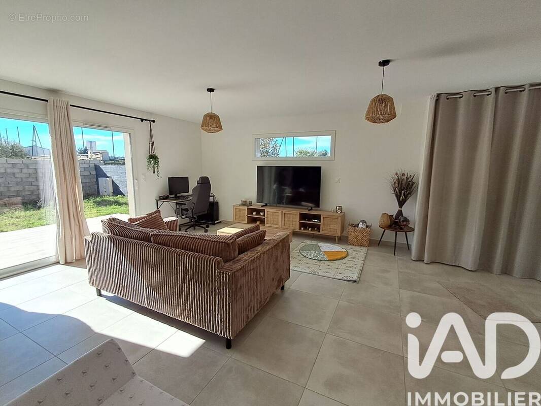 Photo 1 - Maison à BEAUCAIRE