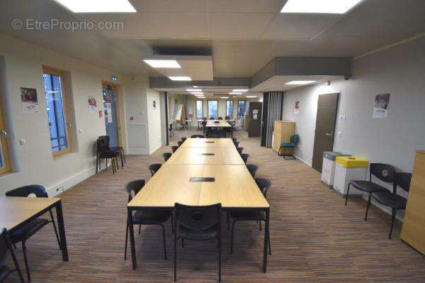 Photo 3 - Commerce à JONAGE