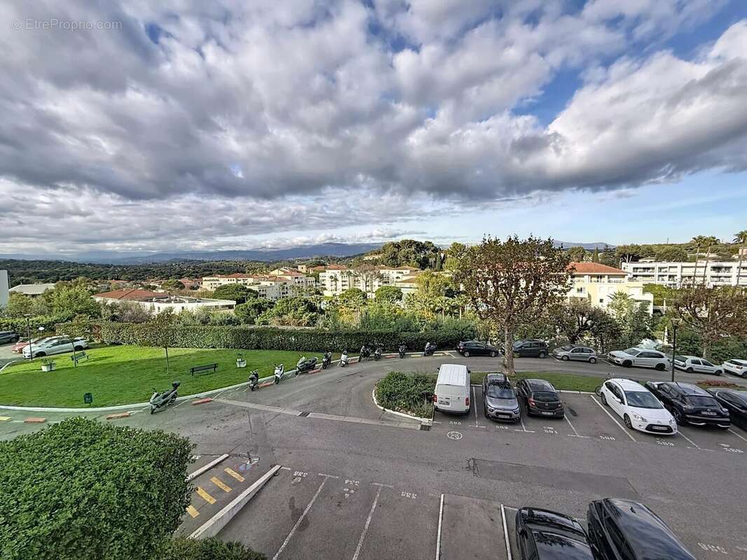 Appartement à LE CANNET