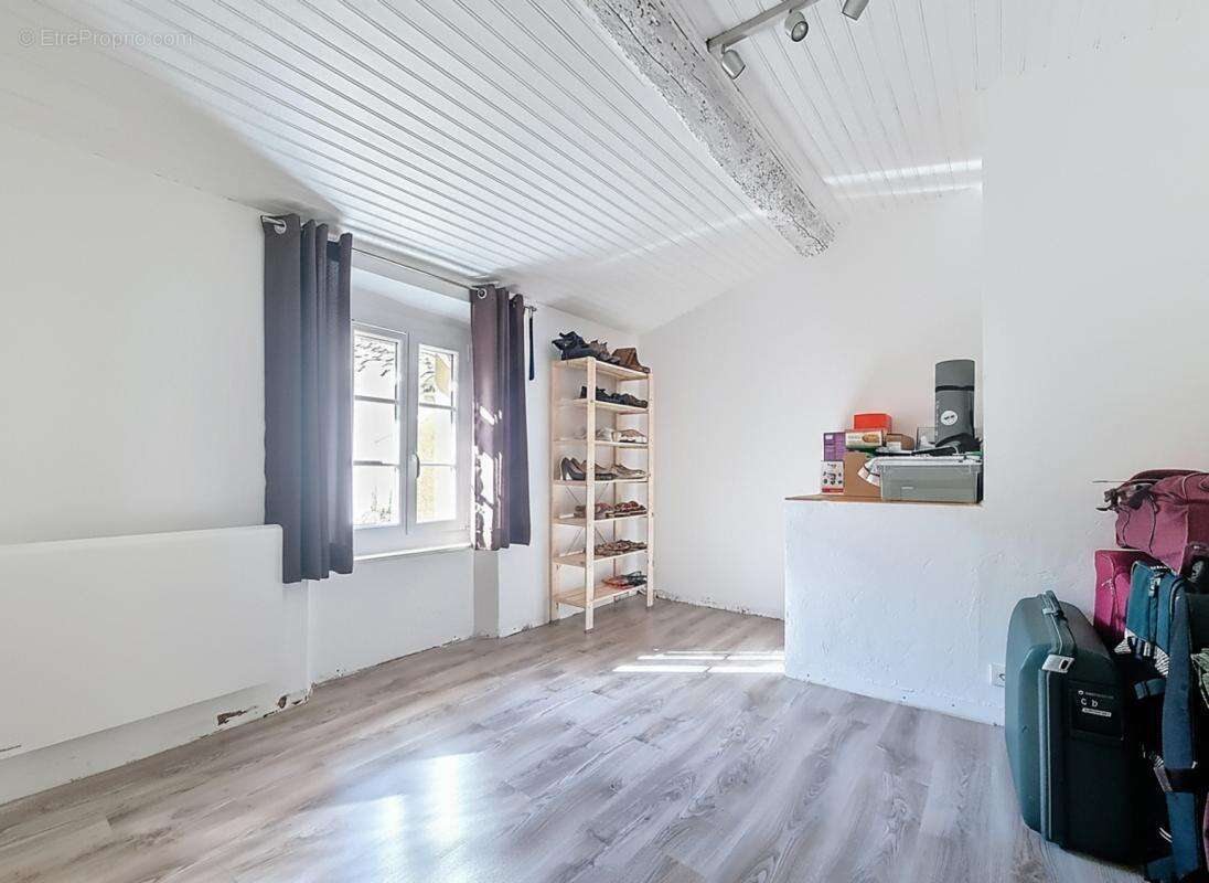 Maison à CESSERAS
