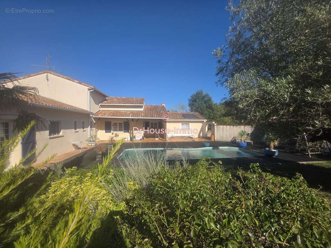 Maison 266 m² à Graulhet  - photo 155