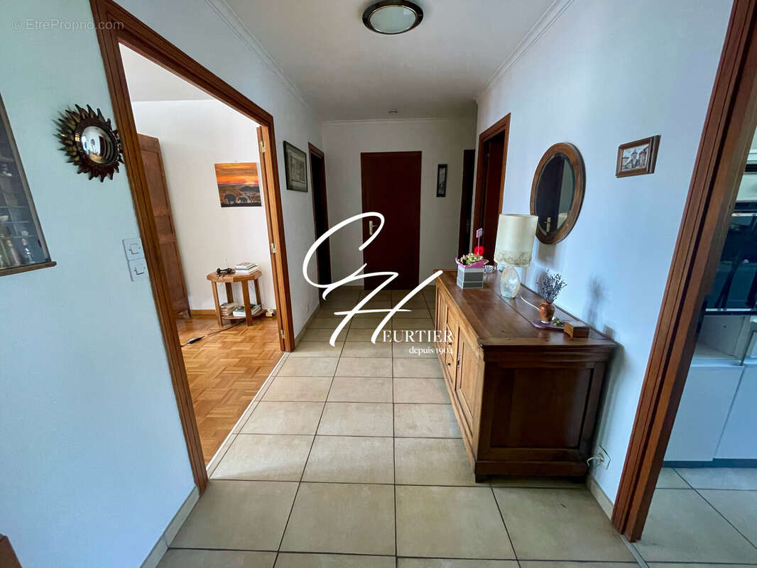 Appartement à ECHIROLLES