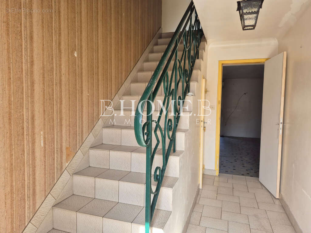 Maison La Bernerie En Retz 5 pièce(s) 122 m2 avec Studio et garage - photo 2