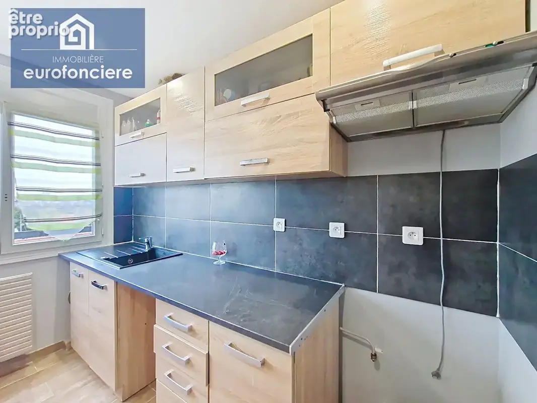 Appartement Troyes 4 pièce(s) 71.09 m2 - photo 2
