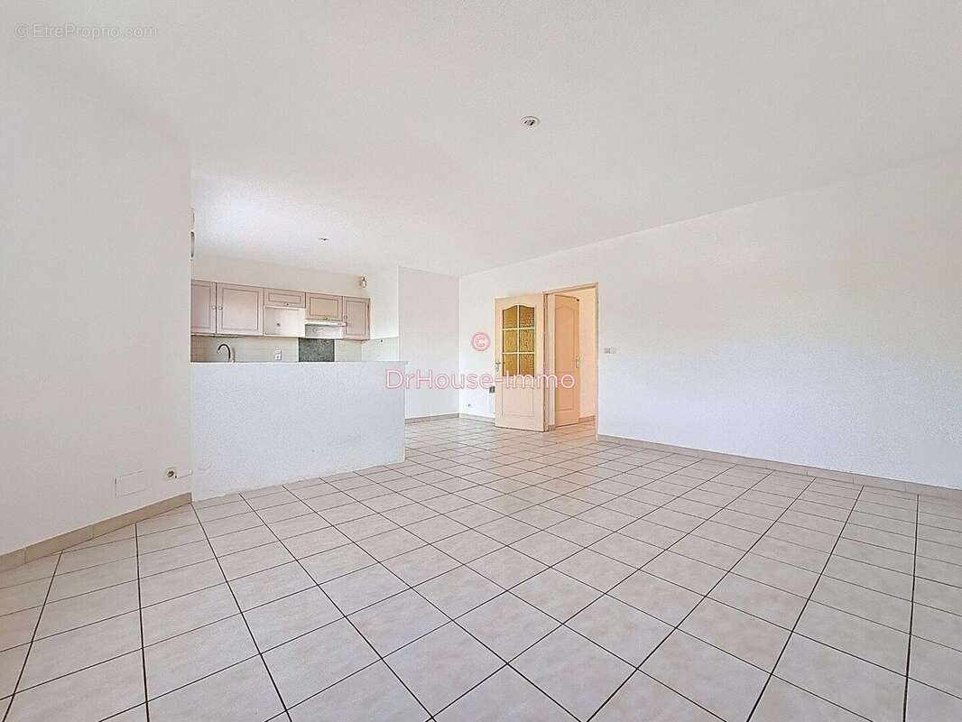 Appartement à SAINTE-MARIE