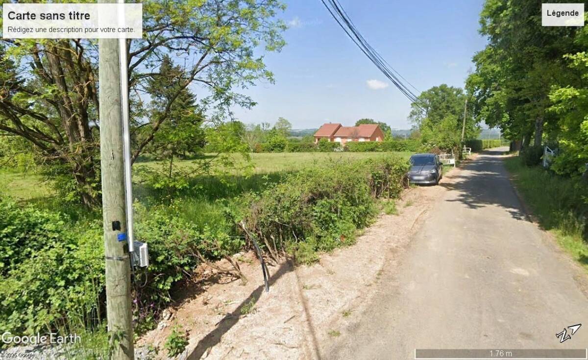 Terrain à SAINT-ETIENNE-DE-VICQ