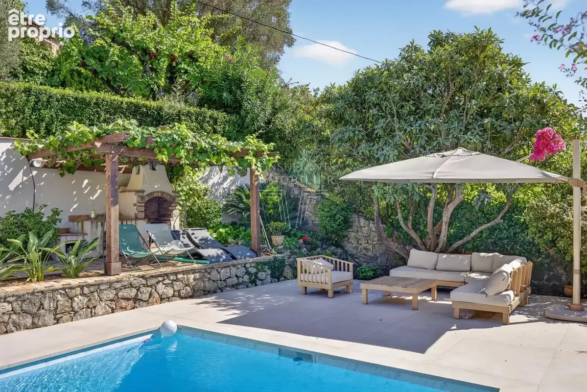 Mougins – Élégante propriété rénovée avec piscine au cœur d’un jardin paysager - photo 23