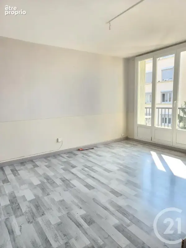 Appartement 2 pièces 40 m² à vendre à Villeurbanne (69100) - photo 3