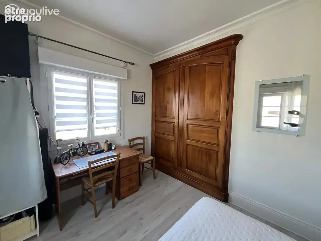 Maison de qualité avec appartement indépendant, terrain arboré de 2 500 m² et ascenseur extérieur - photo 14