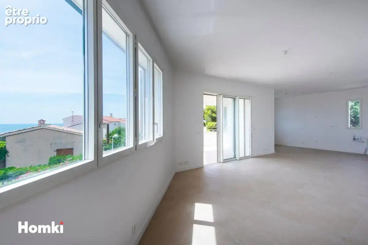 CARRO – Maison mitoyenne d’un côté avec terrasse de 19 m² et vue mer panoramique - photo 4