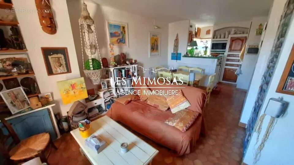 Appartement à FREJUS