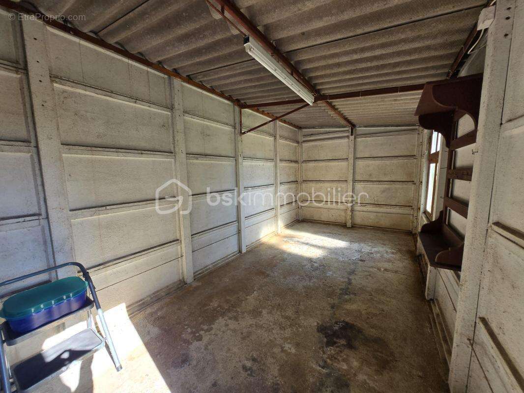 Maison à COULANGES-LES-NEVERS