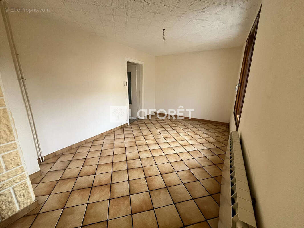 Maison à CHATENOIS-LES-FORGES