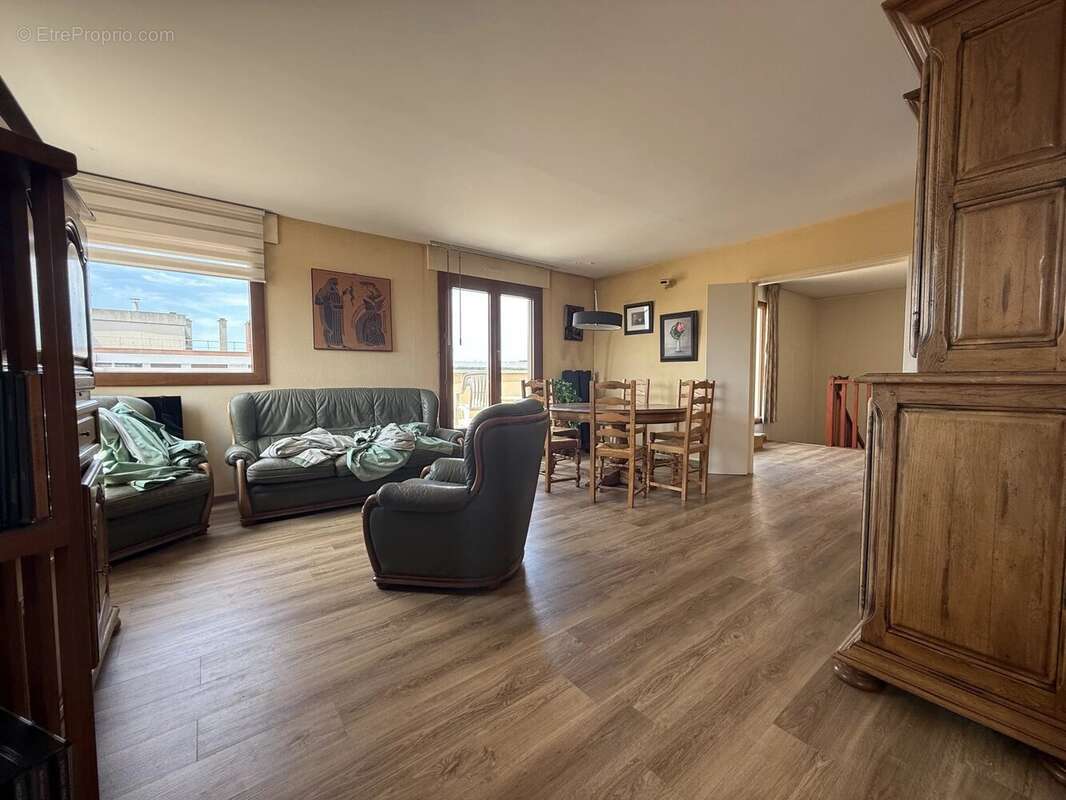 Appartement à CHELLES