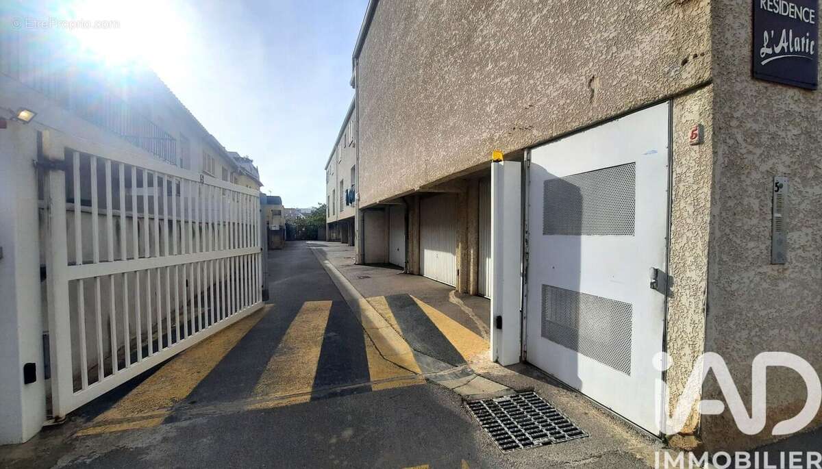 Photo 2 - Parking à NARBONNE