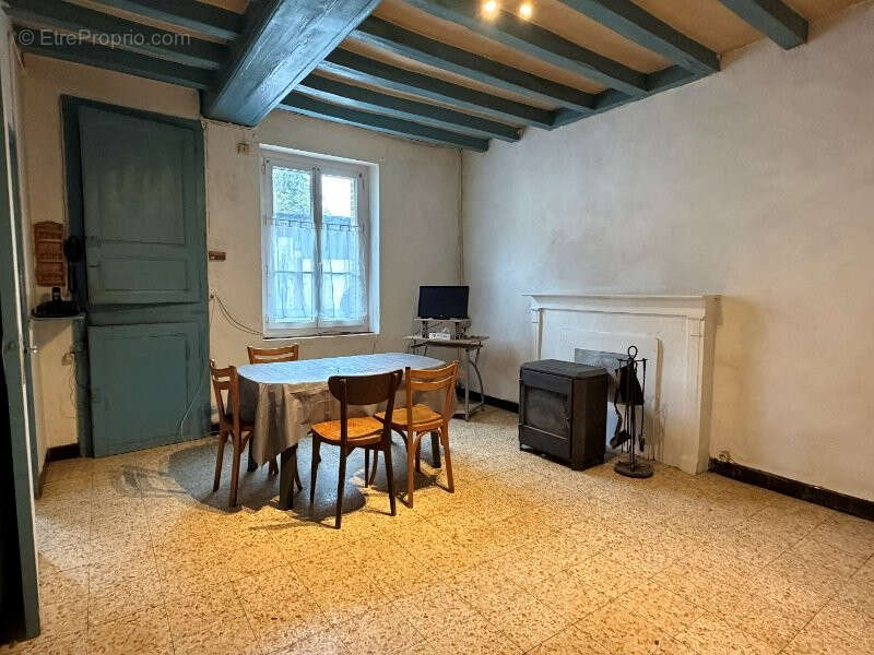 Maison à LA BAZOCHE-GOUET