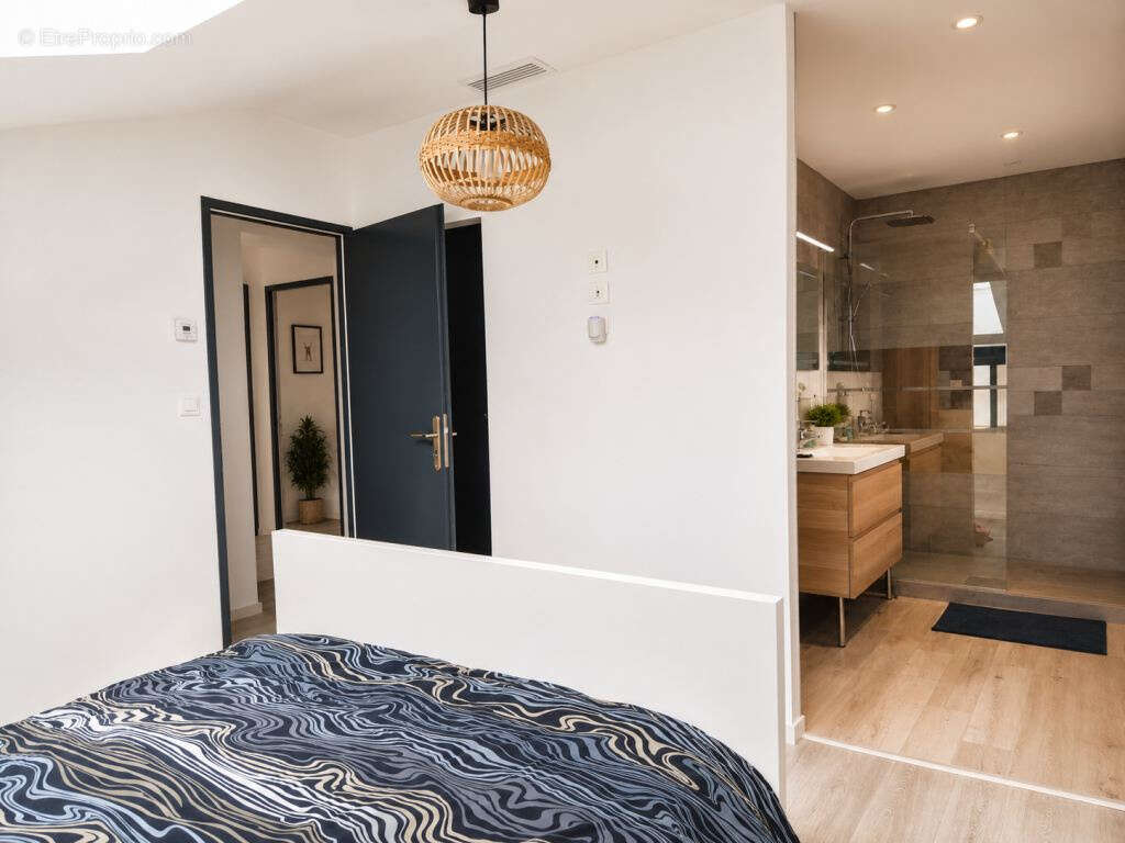 Belle maison de famille - 5 chambres - piscine - photo 12