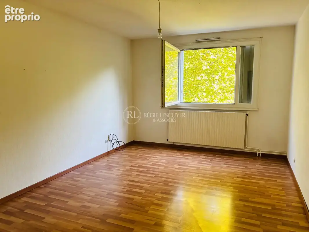 Appartement Villeurbanne 3 pièce(s) - photo 2
