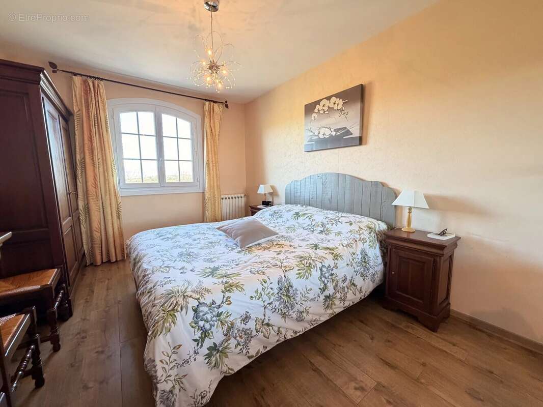 Traditonnelle de 130 m² sur 3136 m² de terrain avec vue - photo 10